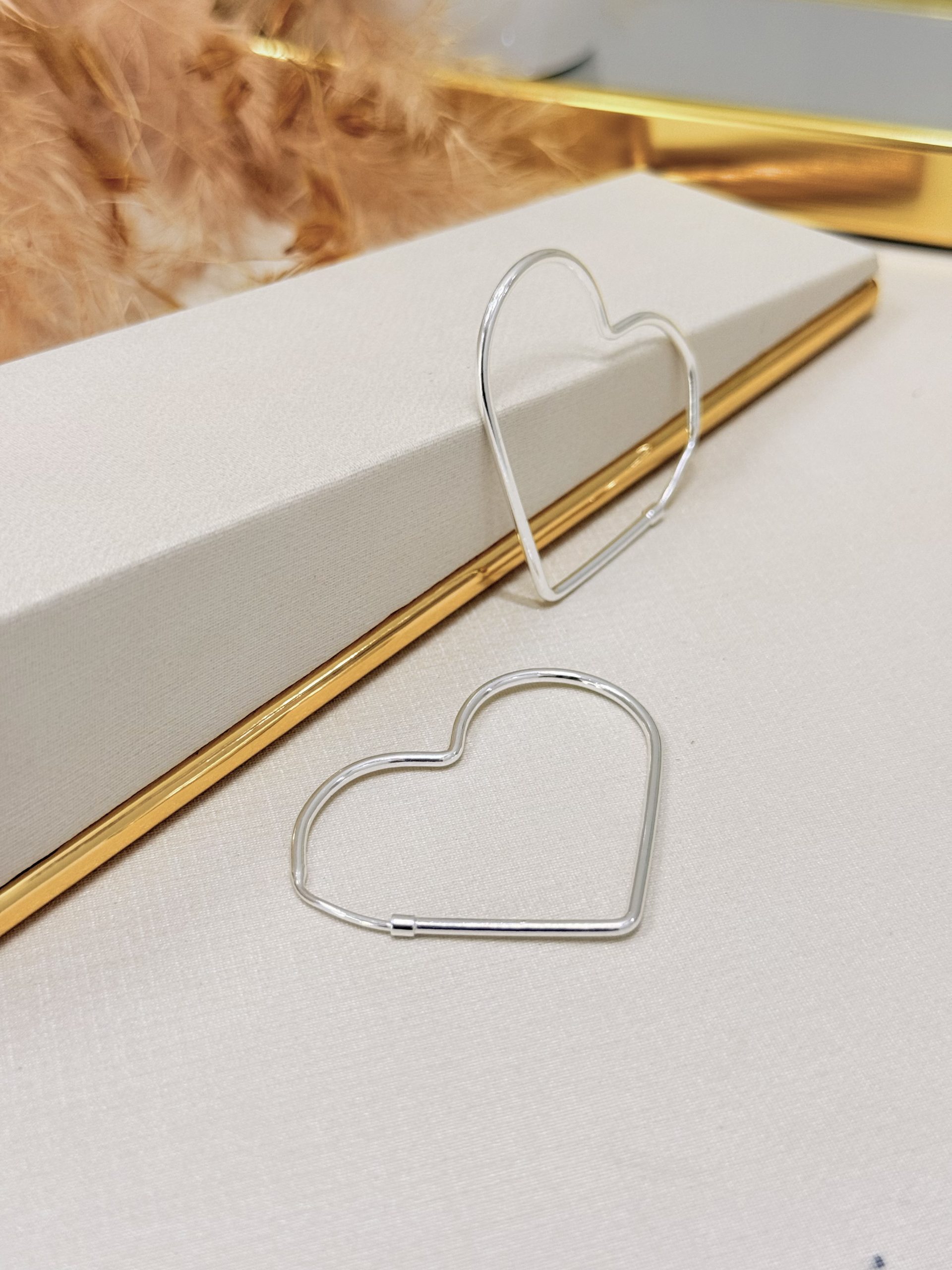 Brinco Argola Coracão