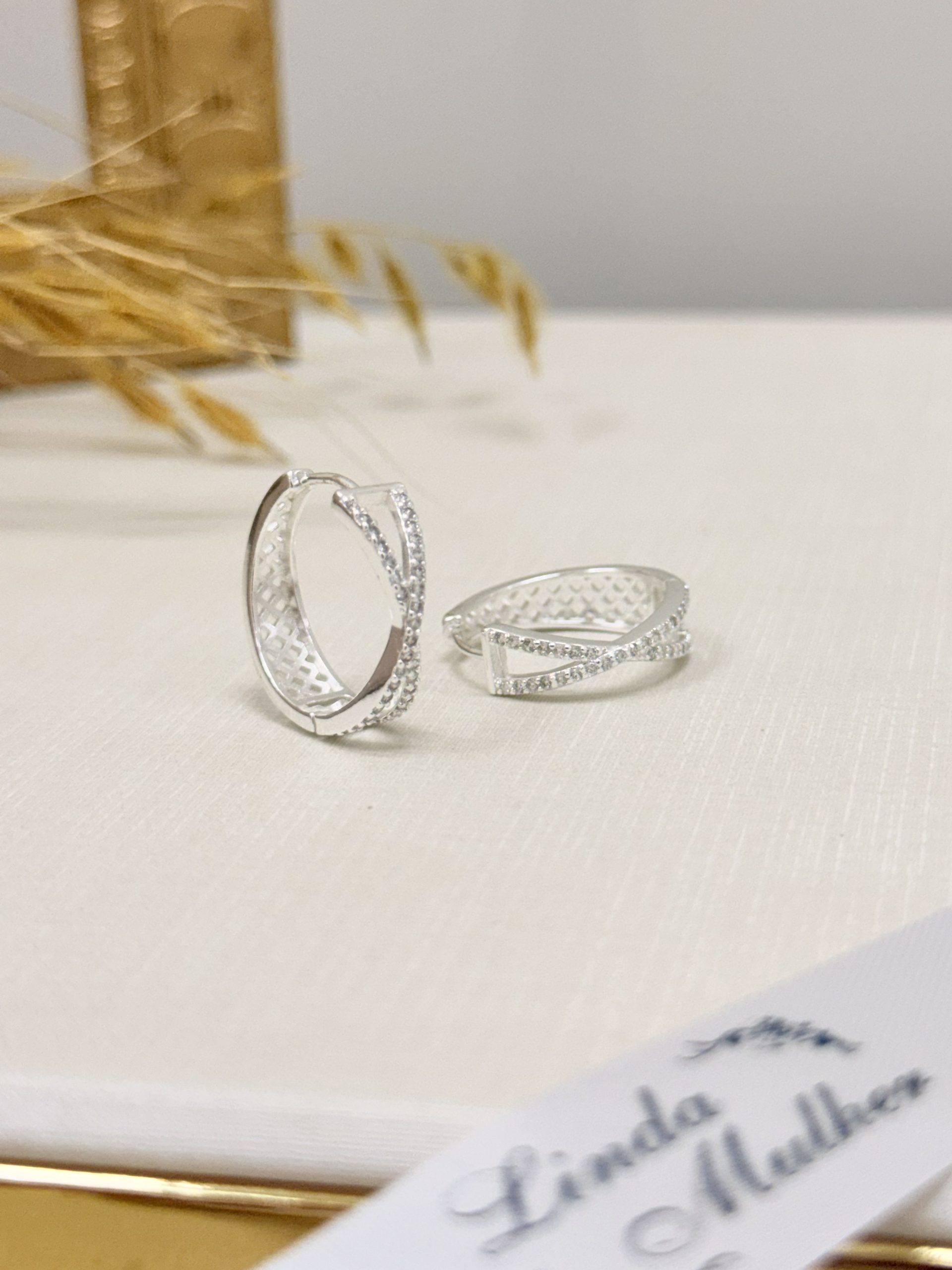 Brinco Argola Dupla em X com Zircônias - Imagem 2