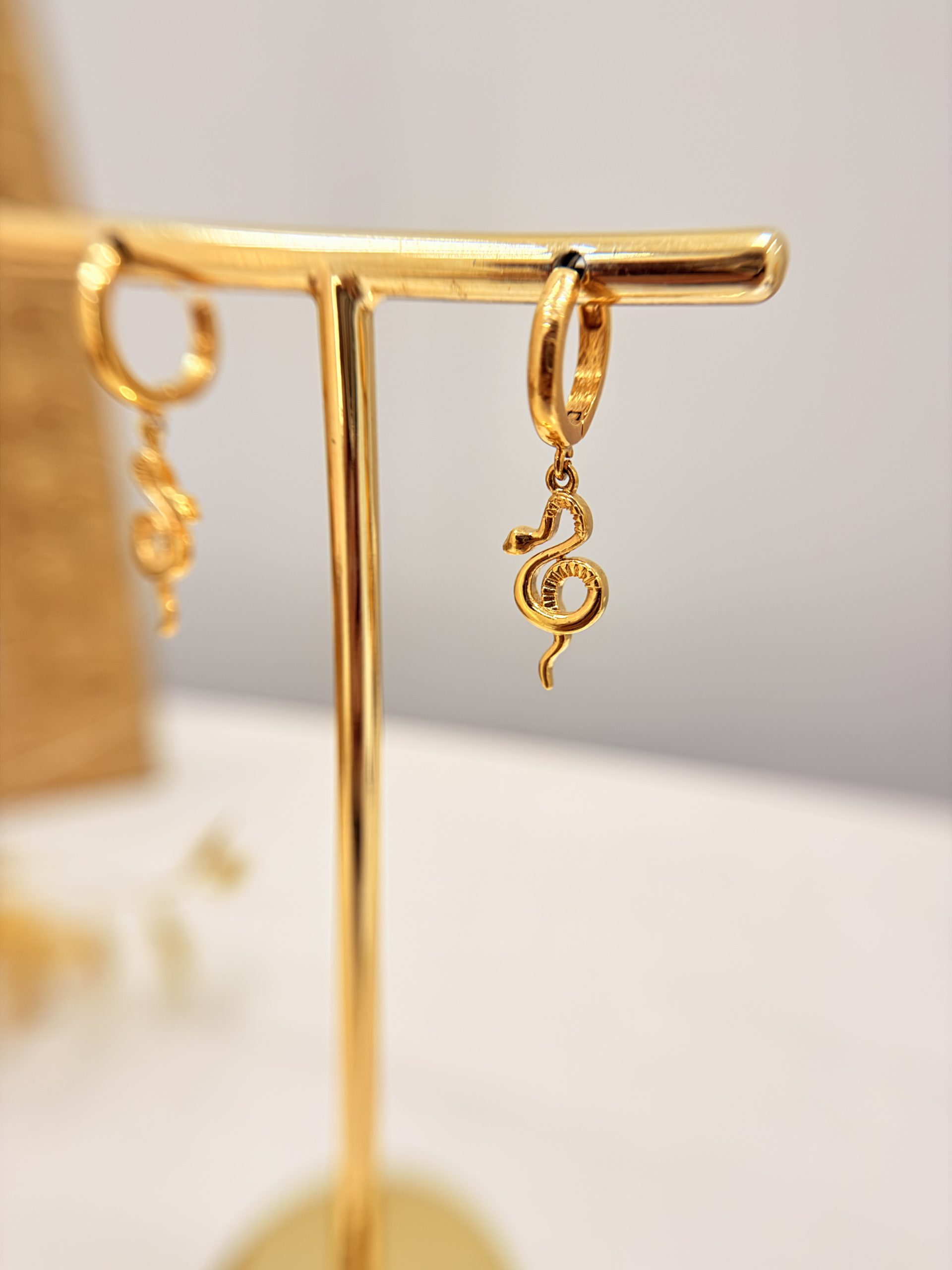 Brinco Pingente de Cobra