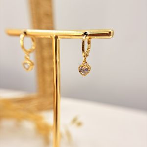 Brinco de Argola com Pingente de Coração