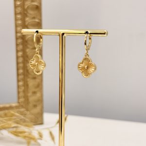 Brinco Ping Trevo Canelado