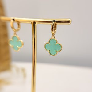 Brinco Argola Trevo Resina Verde