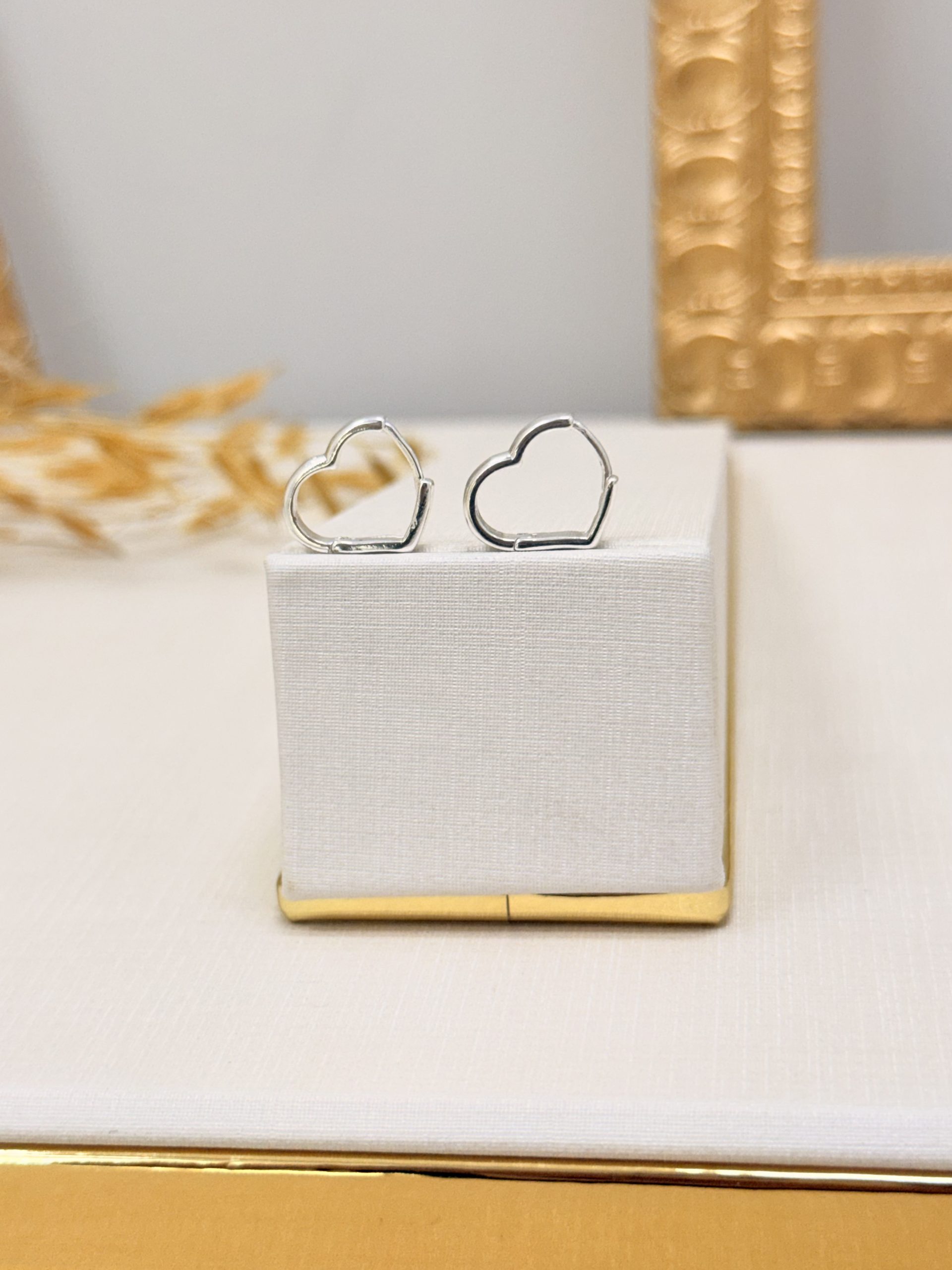 Brinco Argola Click Coracão