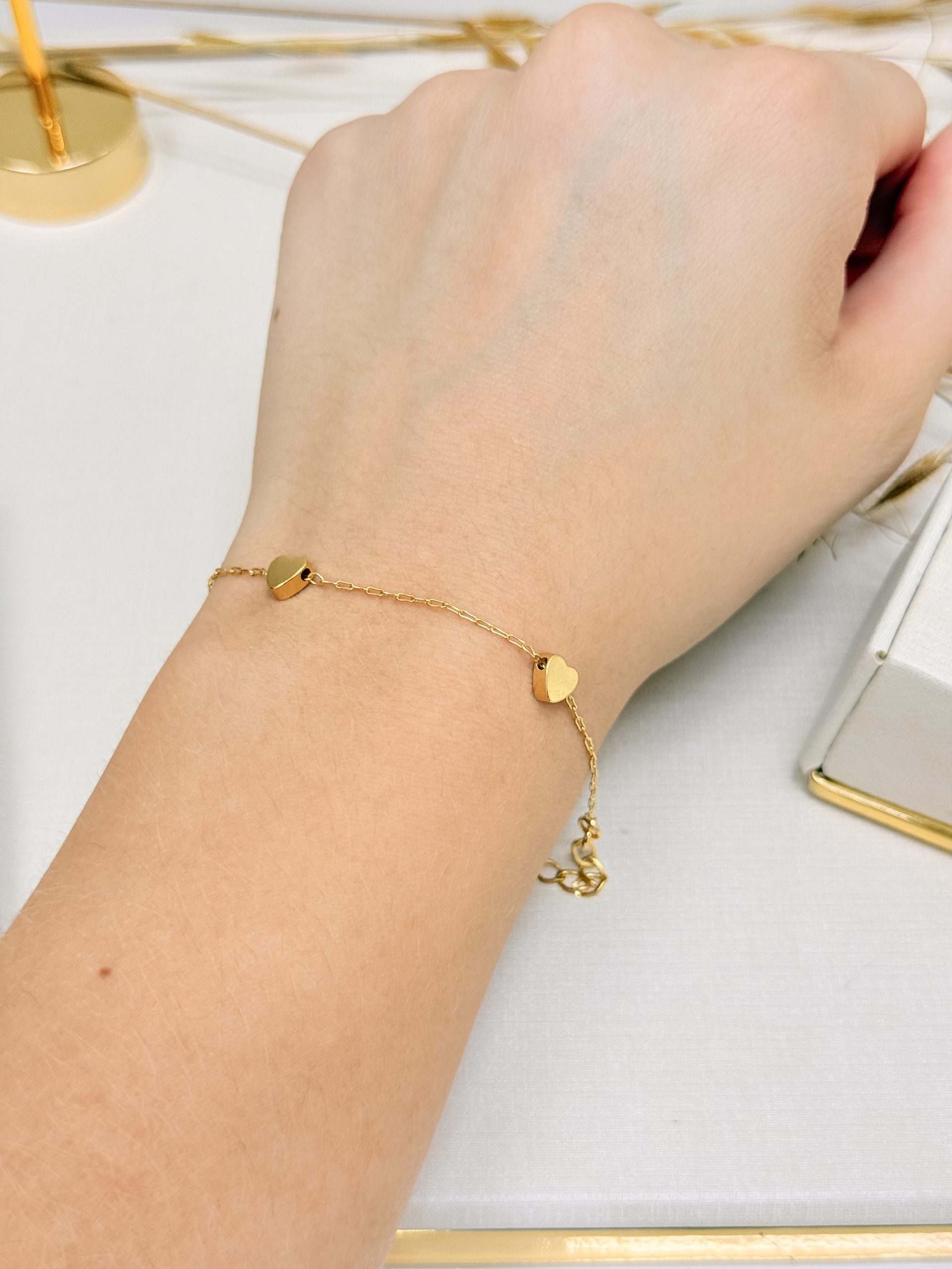 Pulseira Corações Minimalistas